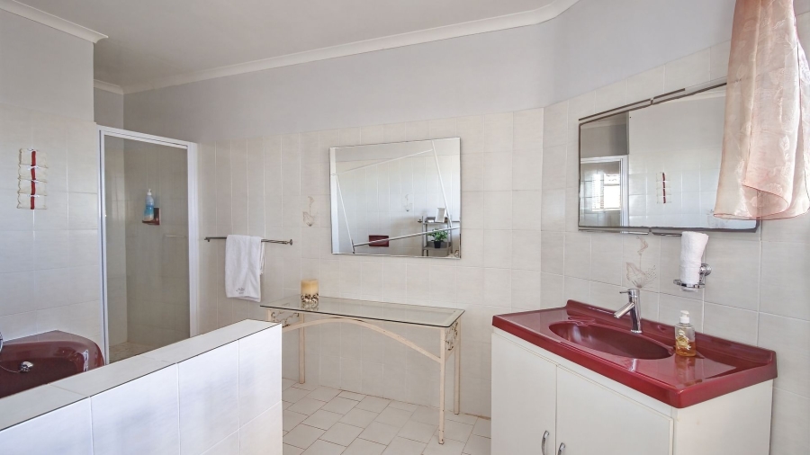 7 Bedroom Property for Sale in Vredenburg Western Cape